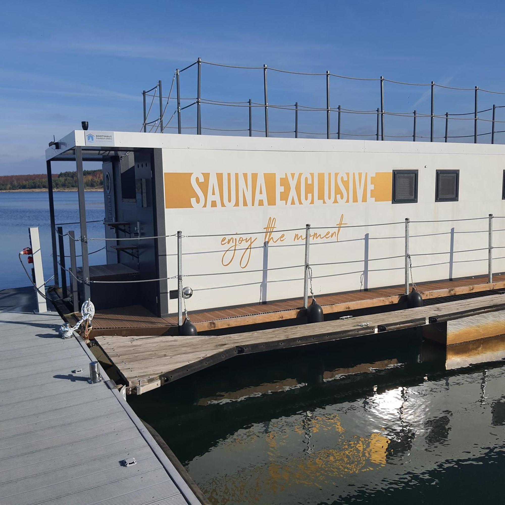 Schwimmendes Ferienhaus Sky Elsterheide Экстерьер фото